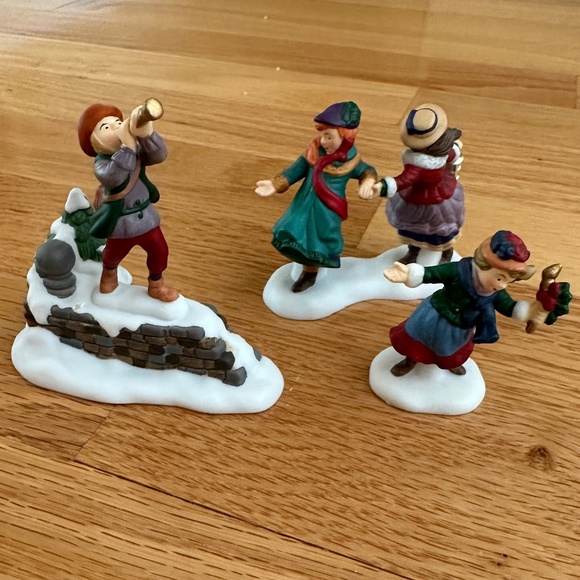 Department 56 Heritage Village Collection Nine Ladies Dancing IX Dickens Village - Picture 2 of 16